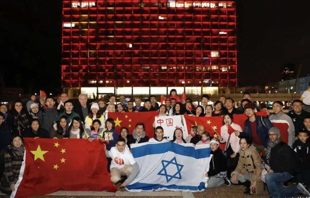 人民日報:同舟渡風雨 患難見真情——北京市新冠肺炎疫情防控國際合作實錄-2.webp.jpg 人民日報:同舟渡風雨 患難見真情——北京市新冠肺炎疫情防控國際合作實錄-2.webp.jpg