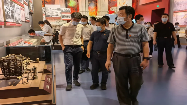 感悟偉大建黨精神 堅定矢志前行力量——市委外辦市政府外辦組織黨員干部赴中國共產黨歷史展覽館現場學習